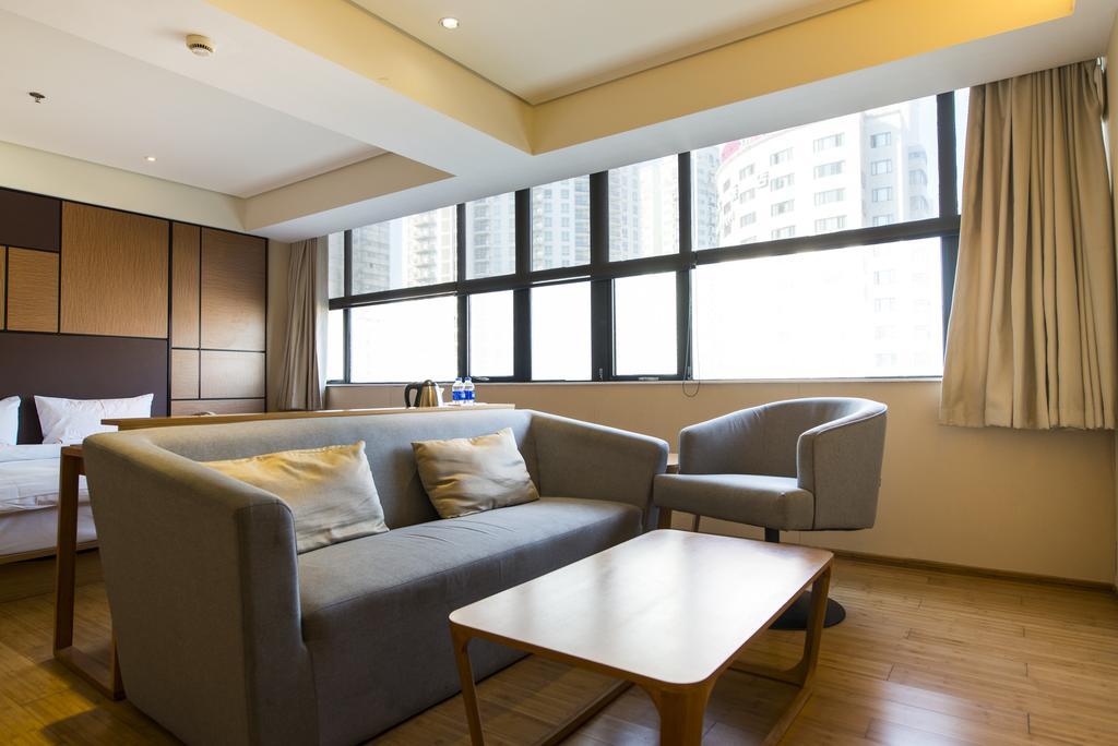 Ji Hotel Shanghai Lujiazui Экстерьер фото