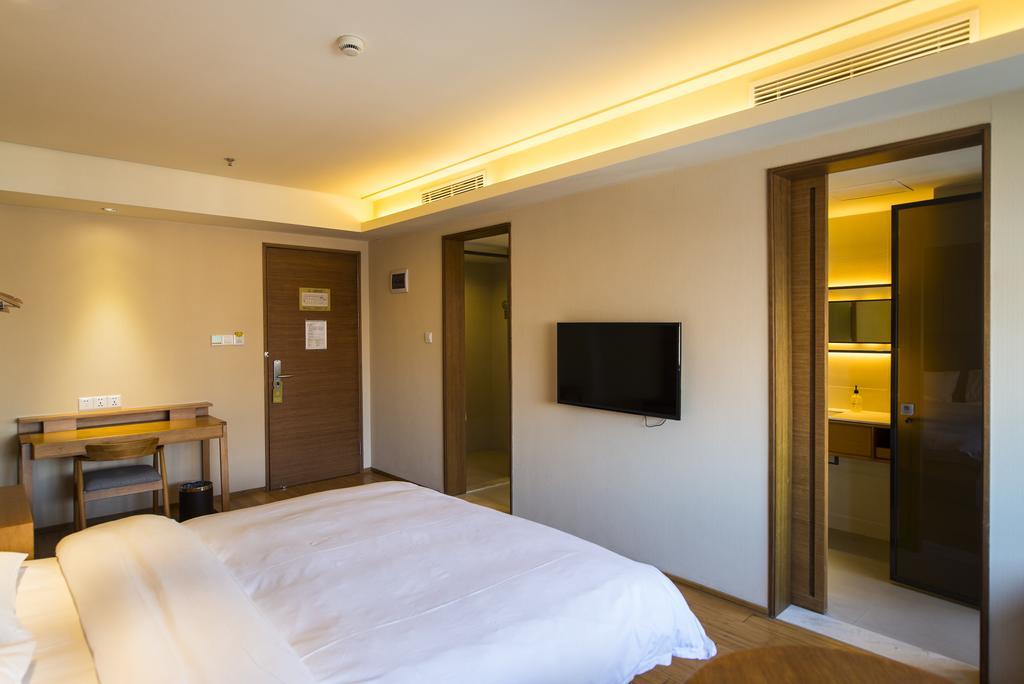Ji Hotel Shanghai Lujiazui Экстерьер фото